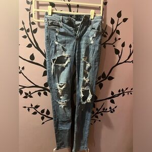 Hollister curvy high rise super skinny destroyed  women’s jeans size 27 w 32 l